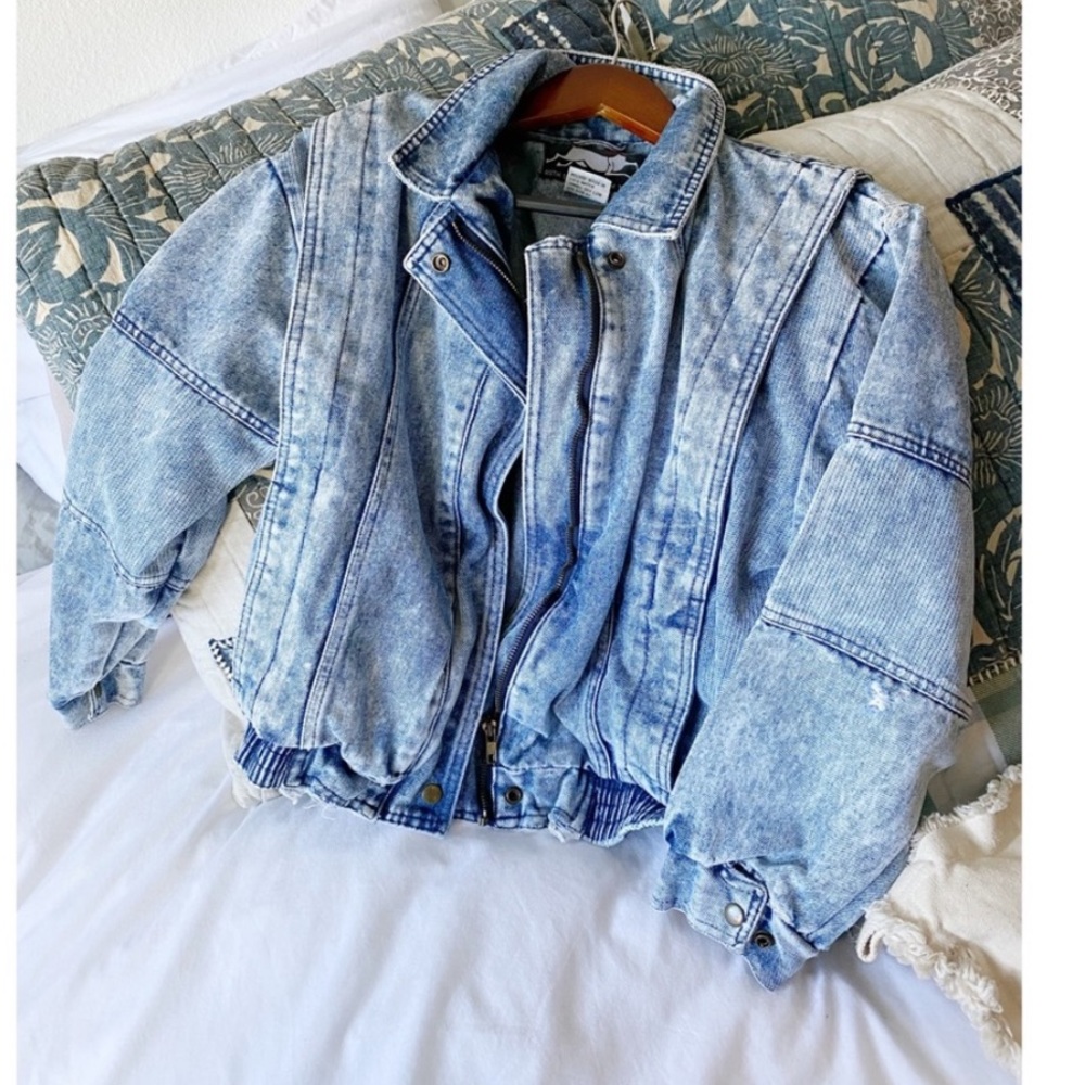 Vintage Ruth Douglas acid wash denim jean jacket size small